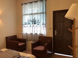 Changsha On the Road Youth Hostel