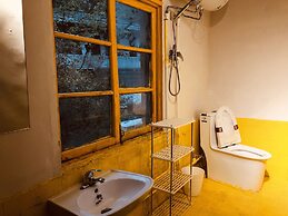 Changsha On the Road Youth Hostel