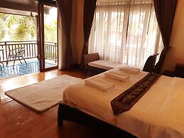 Punnapha Pool Villa  Pattaya