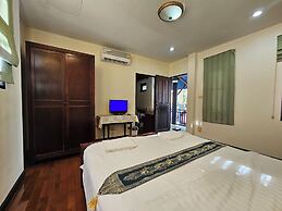 Punnapha Pool Villa  Pattaya