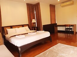 Punnapha Pool Villa  Pattaya