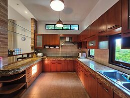 Punnapha Pool Villa  Pattaya