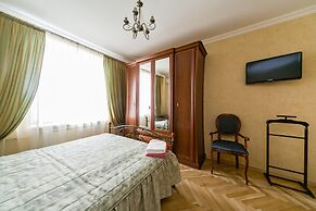 MaxRealty24 Marii Ulianovoy 12