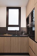 Chic & Central in Lively but Quiet Area