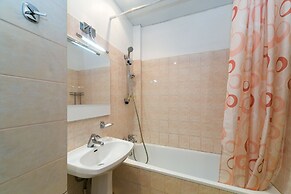 MaxRealty24 Chernyakhovskogo 3
