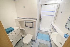 Warsaw Panorama Apartment