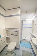 Warsaw Panorama Apartment