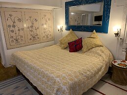 ROSASTAYS Jeolikote Bara Bungalow