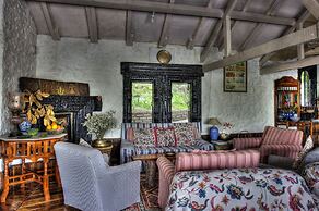 ROSASTAYS Jeolikote Bara Bungalow