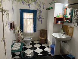 ROSASTAYS Jeolikote Bara Bungalow