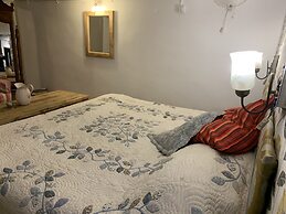 ROSASTAYS Jeolikote Bara Bungalow