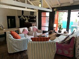 ROSASTAYS Jeolikote Bara Bungalow