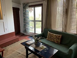 ROSASTAYS Jeolikote Bara Bungalow