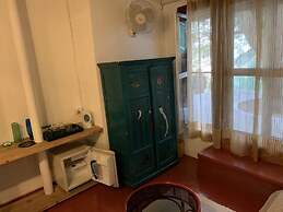 ROSASTAYS Jeolikote Bara Bungalow