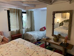 ROSASTAYS Jeolikote Bara Bungalow