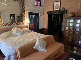 ROSASTAYS Jeolikote Bara Bungalow