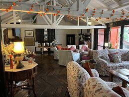 ROSASTAYS Jeolikote Bara Bungalow