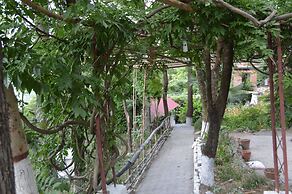 ROSASTAYS Jeolikote Bara Bungalow