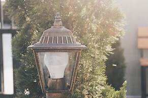 Tachang Airport Hotel