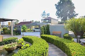 Tachang Airport Hotel