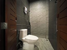 Tachang Airport Hotel