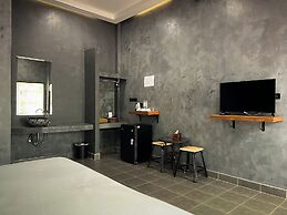 Tachang Airport Hotel