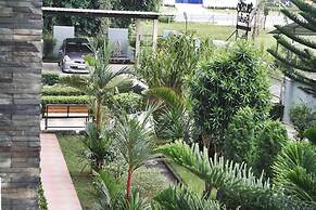 Tachang Airport Hotel