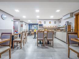 Alameda Felice Hotel