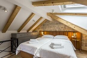 Luxury Rooms Miara in City Centre