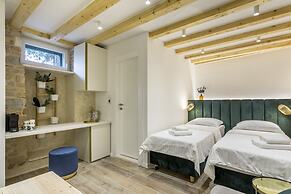 Luxury Rooms Miara in City Centre