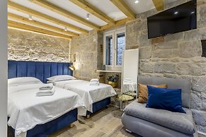 Luxury Rooms Miara in City Centre