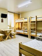 Pid Vysokym Zamkom Hostel