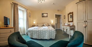 Garth Dderwen Guest House