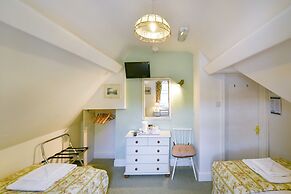 Garth Dderwen Guest House