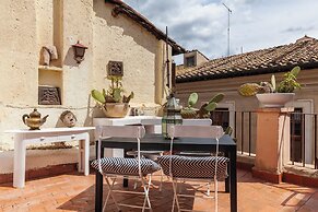 Pantheon Terrace Natural Flat