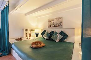 Pantheon Terrace Natural Flat