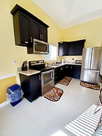 Rochester Modern Chic Apartment