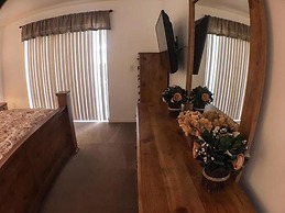 Kokomo Retreat Apartment 4 Bedroom