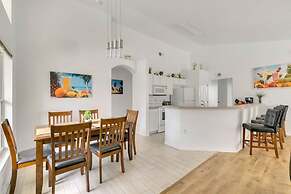 Kokomo Bright Apartment 4 Bedroom