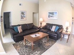 Kokomo House Holiday home 3 Bedroom