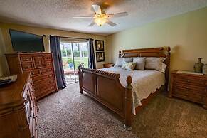 Mallory Pad Apartment 4 Bedroom