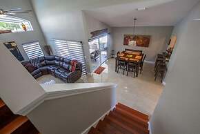 Mallory Paradise Apartment 4 Bedroom