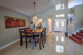 Mallory Paradise Apartment 4 Bedroom