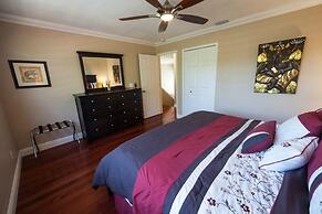 Mallory Paradise Apartment 4 Bedroom