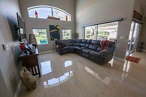 Mallory Paradise Apartment 4 Bedroom