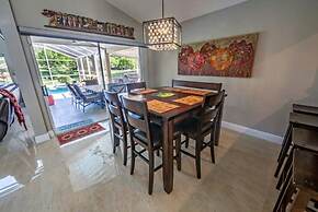 Mallory Paradise Apartment 4 Bedroom