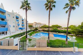 Endless summer of Pinada Beach 3