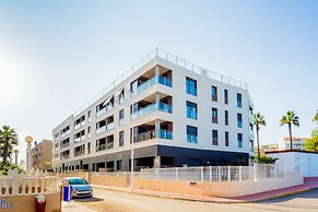 Endless summer of Pinada Beach 3