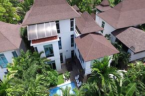 Tropical Garden Paradise Villa