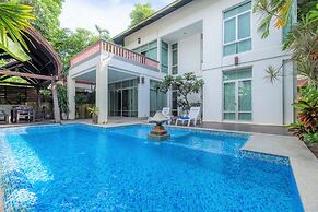 Tropical Garden Paradise Villa